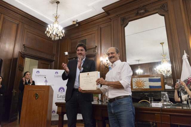 La-Legislatura-declaro-al-periodista-Claudio-Kleiman-como-Personalidad-Destacada-de-la-Ciudad