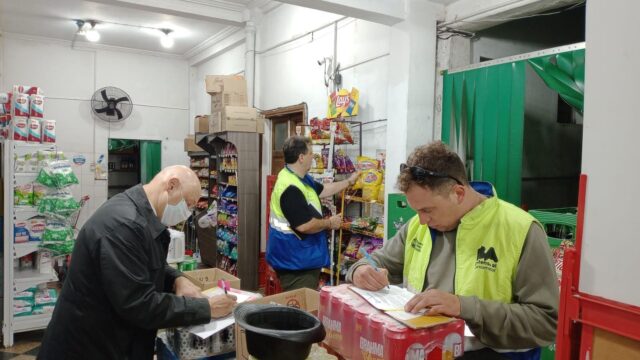 Defensa-al-Consumidor-retiro-de-circulacion-558-productos-vencidos-y-mal-rotulados-en-autoservicios-portenos