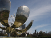 Qué servicios funcionan el feriado del 16 de junio en CABA