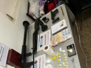 Impactante secuestro de droga y armas en una casa de Monte Castro
