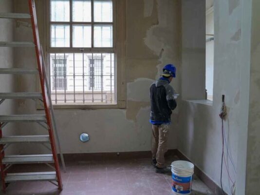 Comenzaron-las-obras-de-la-nueva-guardia-del-Hospital-Moyano-scaled-1