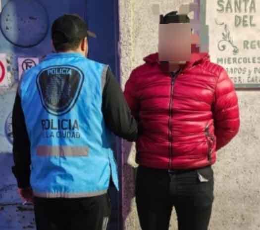 La-Policia-de-la-Ciudad-detuvo-en-el-barrio-de-Villa-Santa-Rita-a-un-delincuente-buscado-por-un-homicidio-en-Santiago-del-Estero