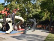 Monte Castro: la Plaza Lafitte luce su nuevo césped y áreas restauradas