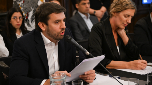 El-ministro-de-Hacienda-y-Finanzas-de-la-Ciudad-Gustavo-Arengo-presento-el-proyecto-de-Presupuesto-2026-ante-la-Legislatura