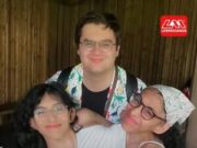 Carmen y Lupita, las siamesas, responden a preguntas sobre su vida sexual