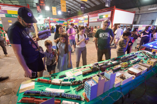 En-la-Noche-de-los-Museos-vuelve-el-Paseo-Historico-de-la-Linea-A-scaled-1