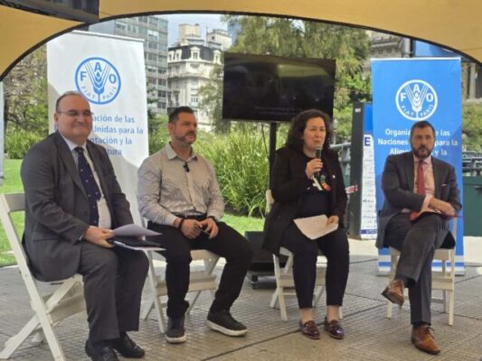 Plaza-Lavalle-celebro-el-Dia-Mundial-de-la-Alimentacion-scaled-1