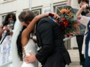 Una encuesta revelaria que la edad en la que se conoce el amor de la vida es entre los 26 y 28 años