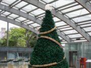 El Subte se viste de Navidad con árboles, cartas y talleres gratuitos