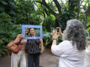 La Ciudad impulsa jardines de plantas nativas para atraer mariposas en escuelas