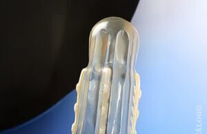 Una mujer inventó un condón «antiviolación»