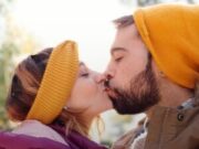 Una pareja de hermanos lucha por casarse en Esapaña