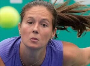 La tenista rusa Kasatkina, quien se declaró lesbiana en 2022, debuta jugando en Australia