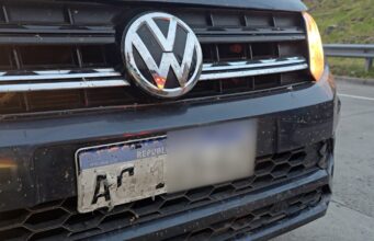 Tolerancia cero a patentes tapadas o adulteradas en CABA