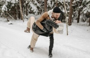 Este efecto de caer al suelo es un hecho natural que arrastra a casi todas las personas