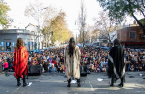 Con música, artesanías y folklore vuelve la histórica Feria de Mataderos