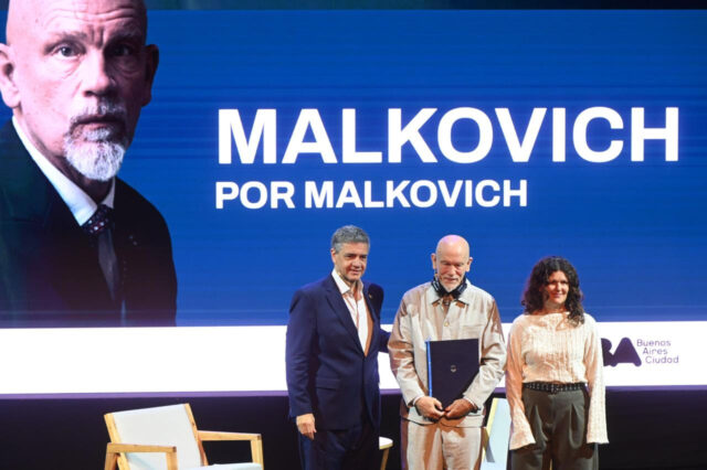 La-Ciudad-de-Buenos-Aires-distinguio-a-John-Malkovich