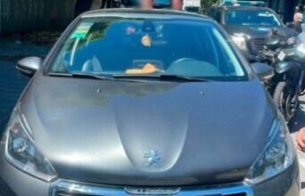 Un Peugeot 208 mellizo activó el Anillo Digital y terminó con un detenido en Pompeya