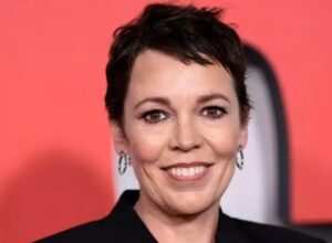 Olivia Colman: «Siempre me sentí un hombre gay»