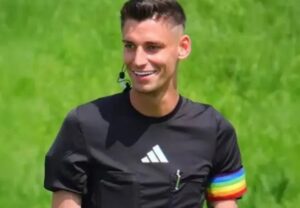 El árbitro alemán Pascal Kaiser fue discriminado por asumirse como gay