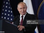 Vladimir Putin afirma que el matrimonio solo existe entre un hombre y una mujer