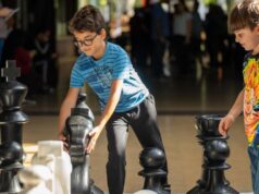 Más de 400 chicos participaron de una jornada de ajedrez con torneos, juegos y desafíos con inteligencia artificial
