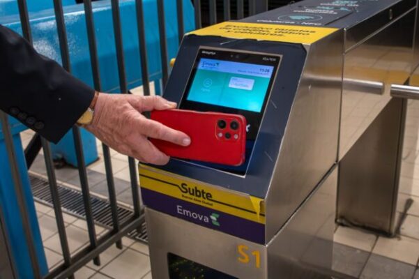 El-Gobierno-porteno-exige-reempadronarse-para-conservar-el-boleto-gratuito-scaled-1