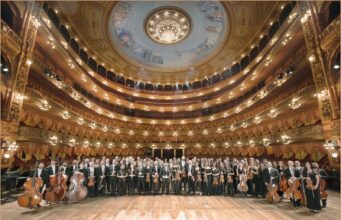 La Ciudad apuesta a la innovación con un bio-musical científico en el Planetario