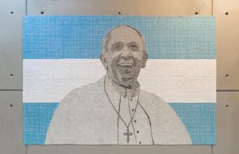 San José de Flores incorpora un mural en honor al Papa argentino