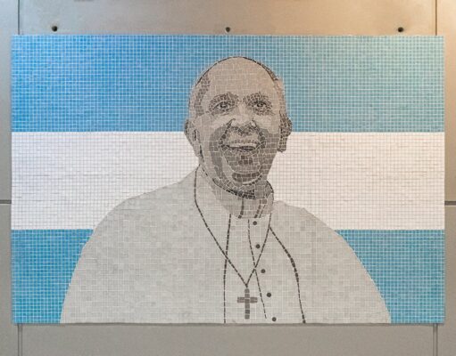 San José de Flores incorpora un mural en honor al Papa argentino