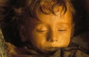 El Enigma de Rosalía Lombardo, la momia infantil que permanece como la niña del ayer