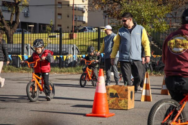 La-Ciudad-apuesta-a-la-educacion-vial-con-una-jornada-gratuita-en-Recoleta-scaled-1