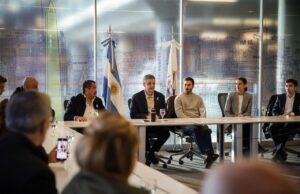 La Ciudad avanza con una reforma histórica para taxis y apps