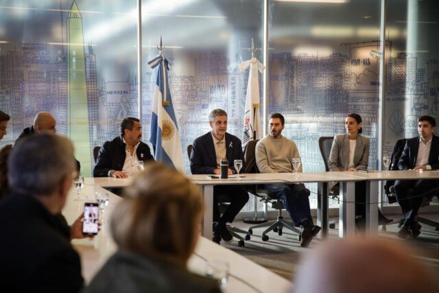 La-Ciudad-avanza-con-una-reforma-historica-para-taxis-y-apps