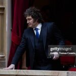 Alertan sobre el impacto de las peleas internas en la estabilidad política y económica del Gobierno