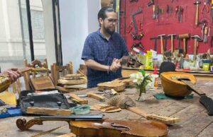 Una escuela porteña abre sus puertas para aprender oficios ligados al patrimonio y la fotografía analógica