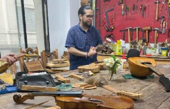 Una escuela porteña abre sus puertas para aprender oficios ligados al patrimonio y la fotografía analógica