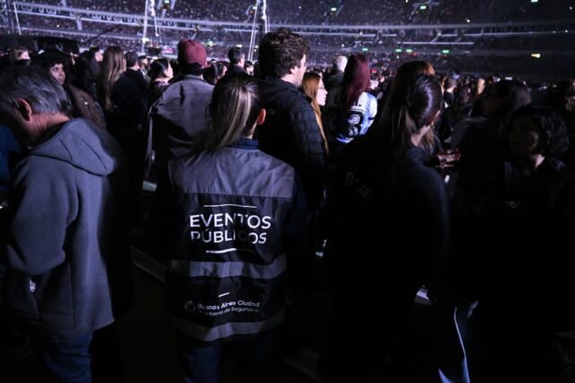 Golpe-a-la-venta-ilegal-durante-los-shows-de-Lali-en-Nunez