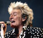 Rod Stewart se descompensó en pleno show y necesitó oxígeno artifical