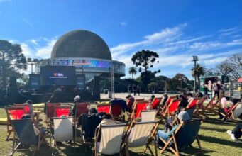 El Planetario propone una experiencia interactiva para despertar la curiosidad