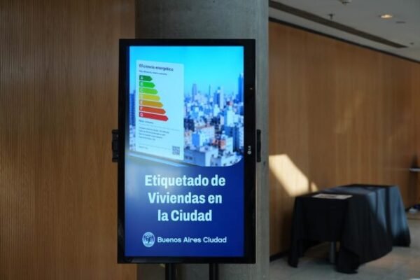 La-Ciudad-avanza-con-la-certificacion-energetica-de-inmuebles-scaled-1