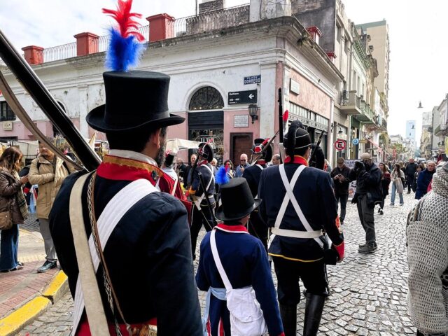 La-Ciudad-revive-la-historica-victoria-sobre-las-invasiones-inglesas