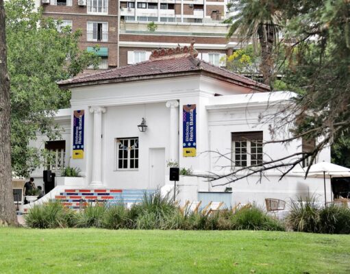 Una tarde de cultura y diversión llega a la Biblioteca Reina Batata