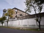 Comenzó el traslado de presos y avanza el cierre de la cárcel de Devoto