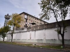 Comenzó el traslado de presos y avanza el cierre de la cárcel de Devoto