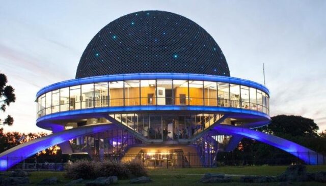 El-Planetario-se-transforma-en-una-fiesta-de-sabores-franceses