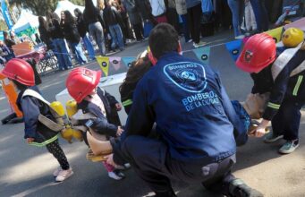 El Rosedal se llenó de pequeños bomberos por un día