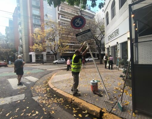 La Ciudad levantó 471 espacios reservados irregulares