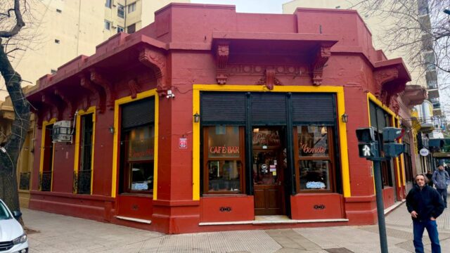 Presentan-una-serie-documental-dedicada-a-los-cafes-mas-emblematicos-de-la-Ciudad-scaled-1