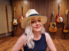 Cathy Young regresa con la canción más personal de su vida